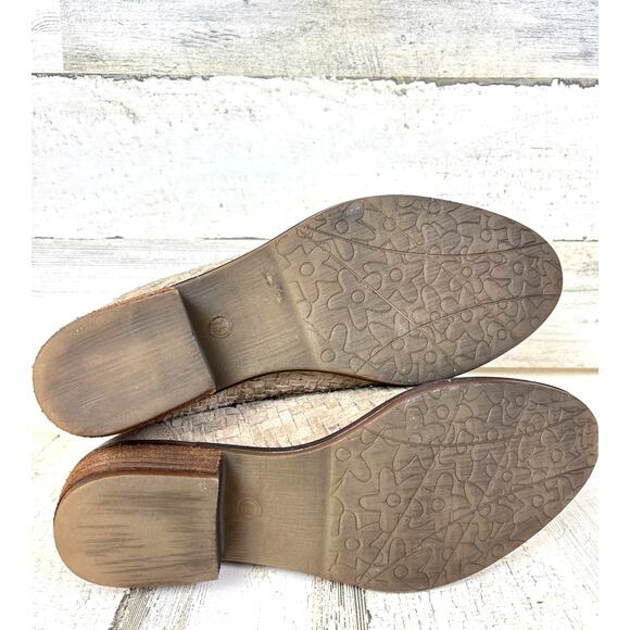 Very Volatile Women’s 7.5 Tan Woven Suede Fringe Ankle Boots Boho Western - Picture 6 of 9